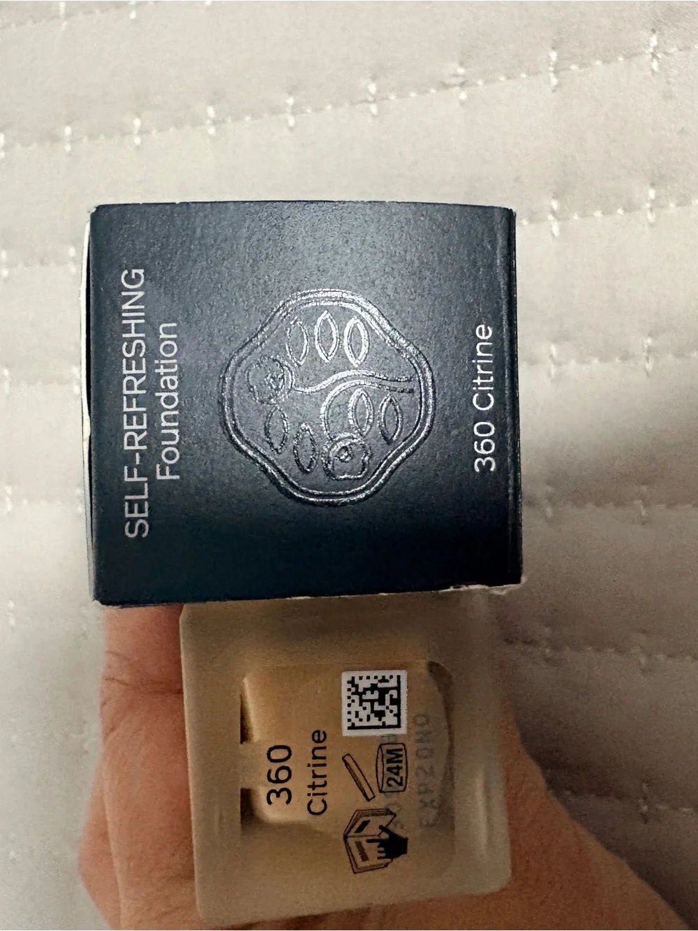 Shiseido Synchro Skin Self-Refreshing Foundation 360 - Citrine  New In Box NIB